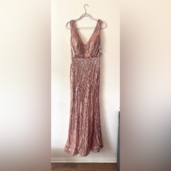 Source Unknown Rose Gold Sequin Dress - Picture 1 of 7